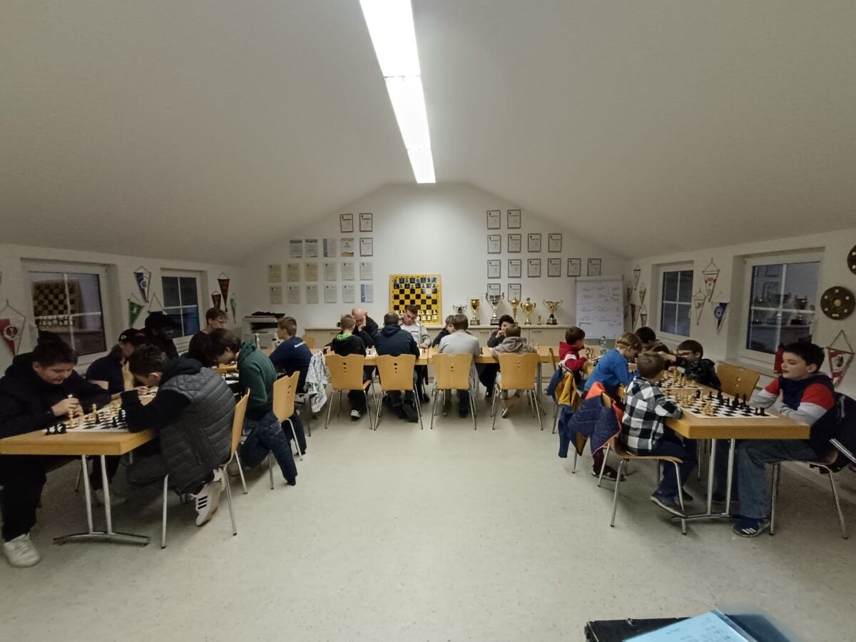 Training der Schachabteilung Bettringen